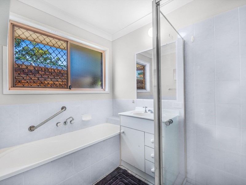 70 Lanata Cr, Forest Lake QLD 4078