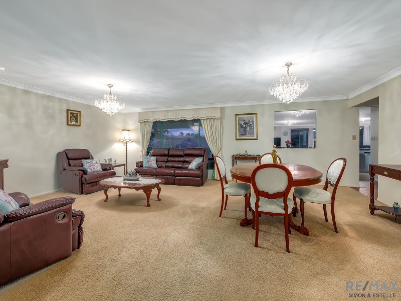 18 Weranga Place, Parkinson QLD 4115