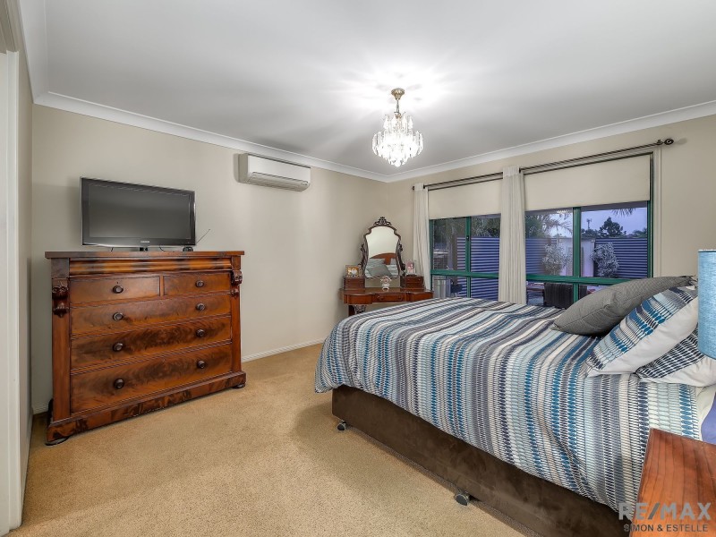 18 Weranga Place, Parkinson QLD 4115