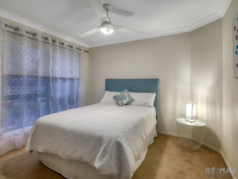 18 Weranga Place, Parkinson QLD 4115