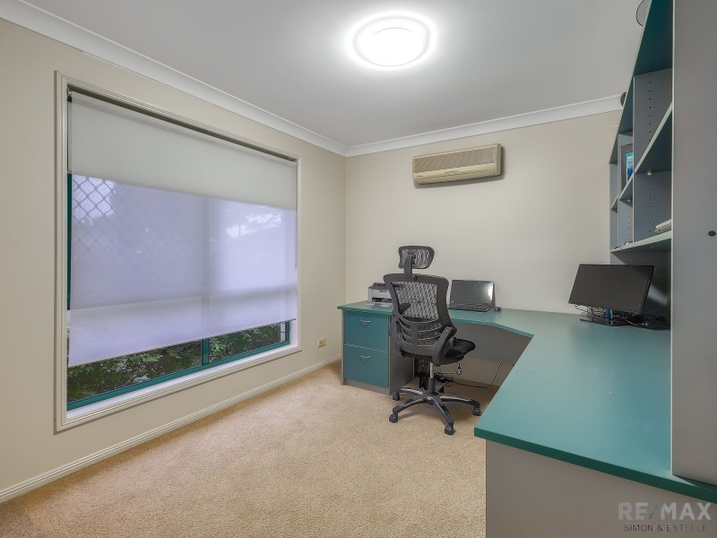 18 Weranga Place, Parkinson QLD 4115