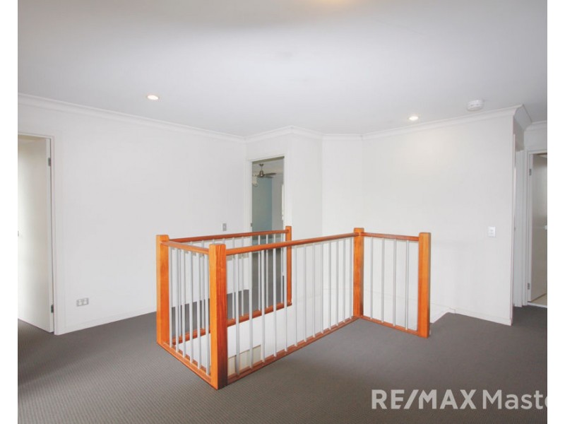 98 Didbrook Street, Robertson QLD 4109