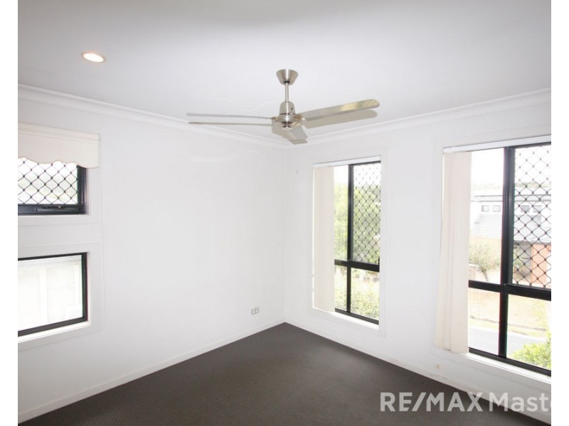 98 Didbrook Street, Robertson QLD 4109