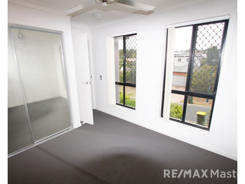 98 Didbrook Street, Robertson QLD 4109