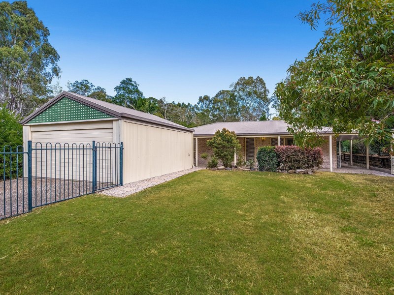 27 Beaufront Pl, Forest Lake QLD 4078