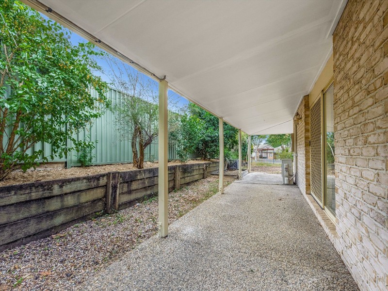 27 Beaufront Pl, Forest Lake QLD 4078