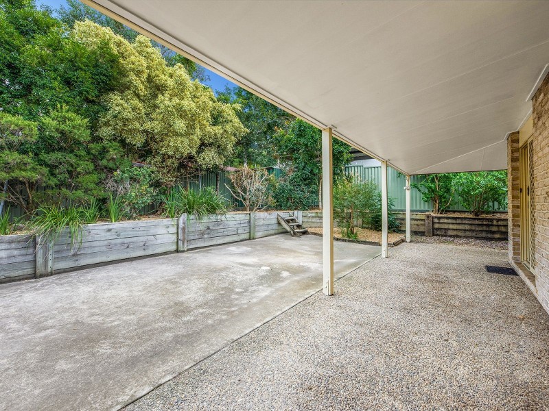 27 Beaufront Pl, Forest Lake QLD 4078