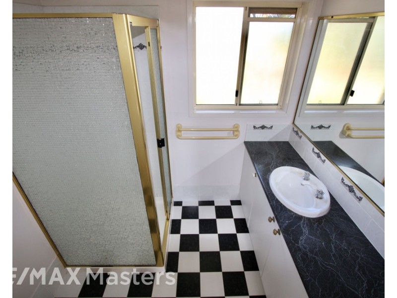 2 Charles Place, Runcorn QLD 4113