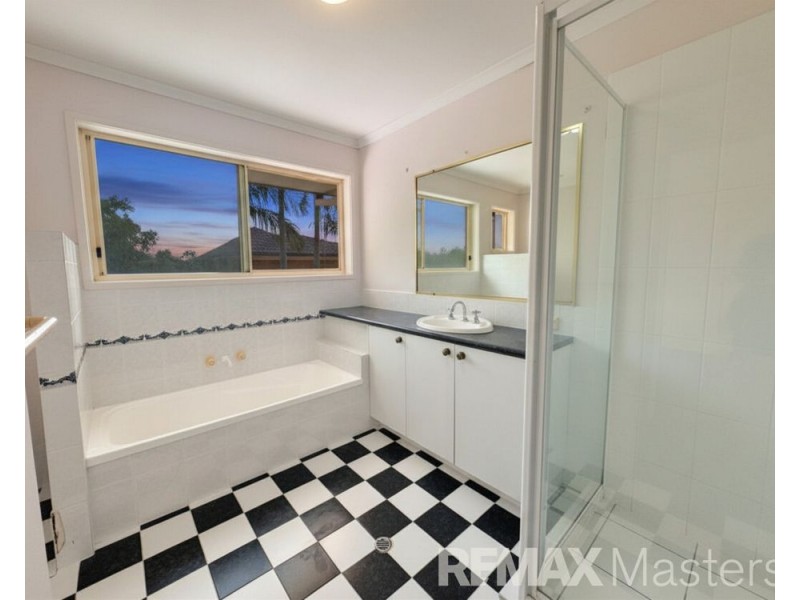 2 Charles Place, Runcorn QLD 4113