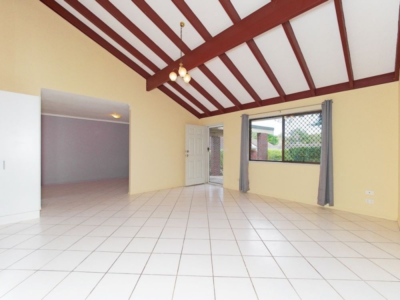 9/129 North Road, Woodridge QLD 4114