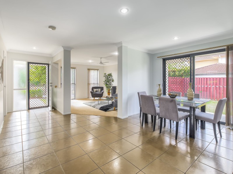 26 Watheroo Place, Parkinson QLD 4115