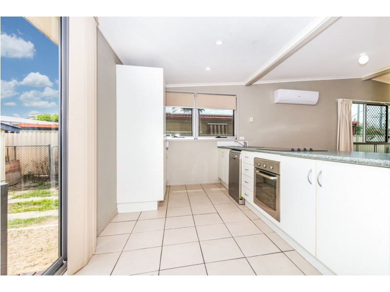143 Smith Road, Woodridge QLD 4114