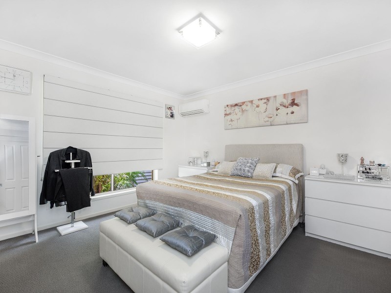 7 Cooroy St, Forest Lake QLD 4078