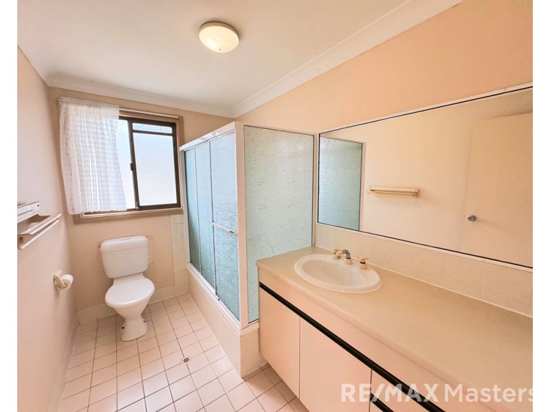 4/575 Sherwood, Sherwood QLD 4075