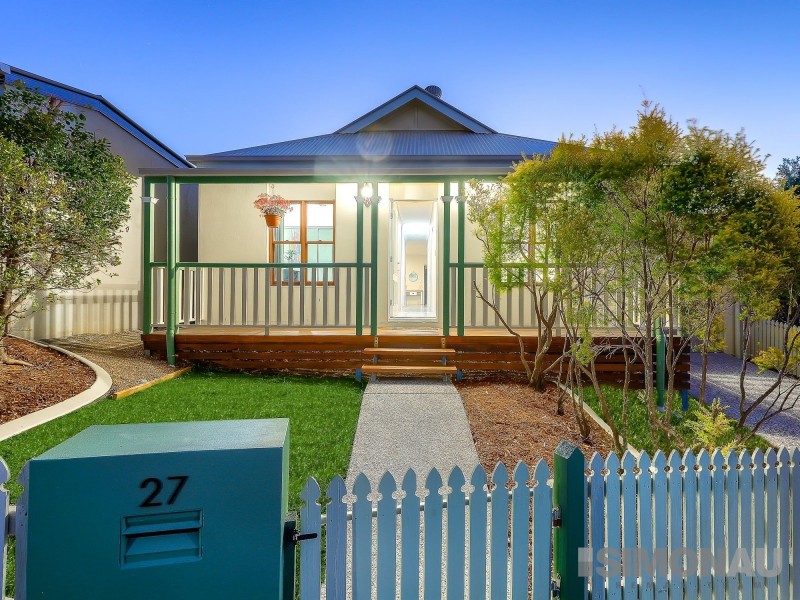 27 Hyde Avenue, Springfield Lakes QLD 4300