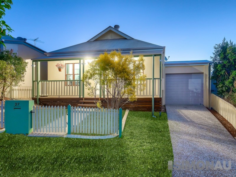 27 Hyde Avenue, Springfield Lakes QLD 4300