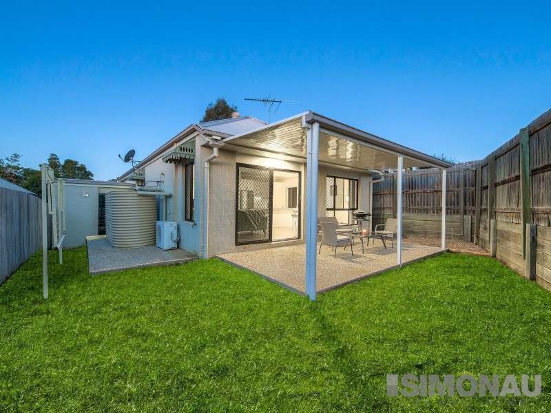 27 Hyde Avenue, Springfield Lakes QLD 4300