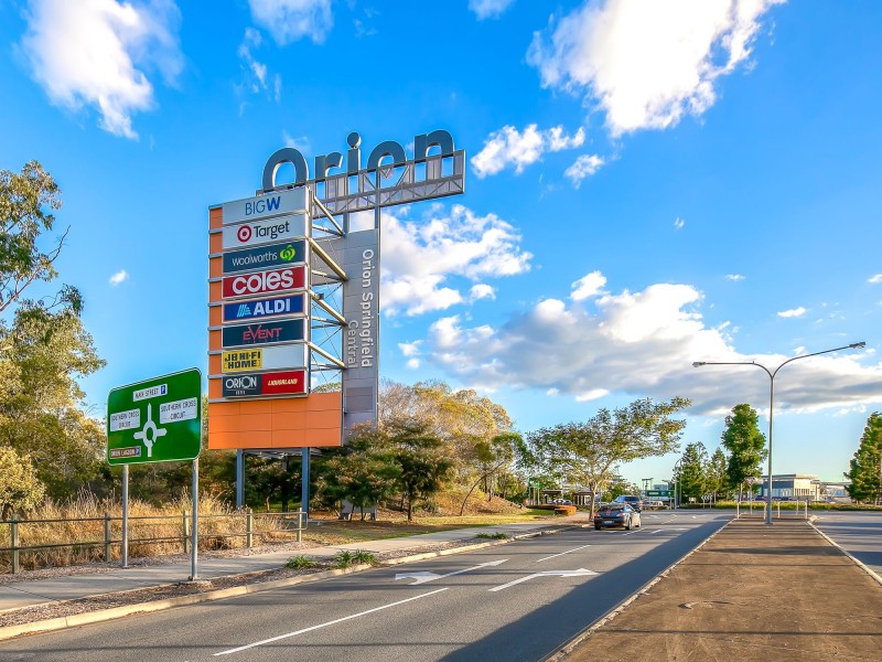27 Hyde Avenue, Springfield Lakes QLD 4300
