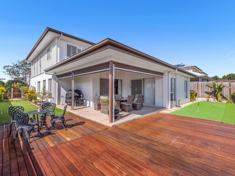 16 Regal Pl, Heathwood QLD 4110