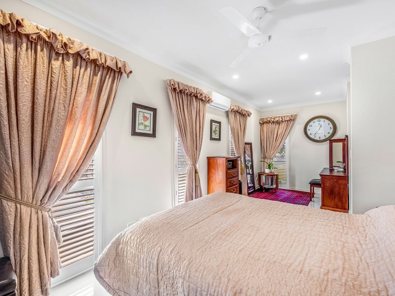 16 Regal Pl, Heathwood QLD 4110