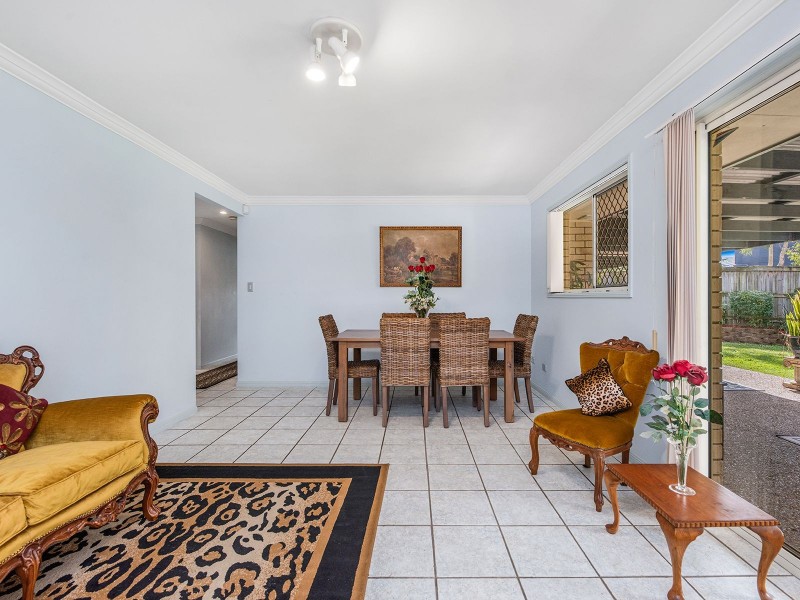 14 Chiswick Pl, Forest Lake QLD 4078