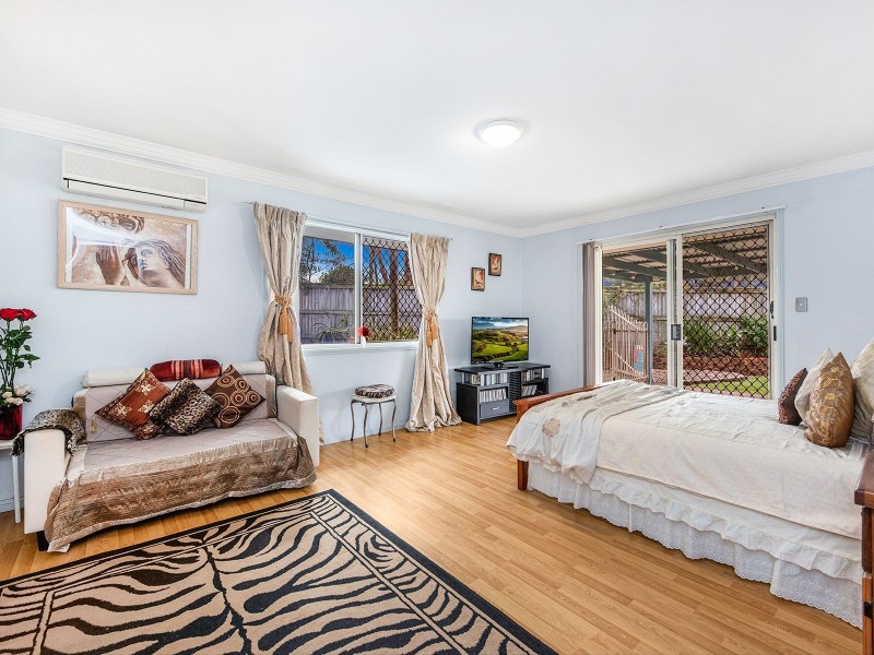 14 Chiswick Pl, Forest Lake QLD 4078