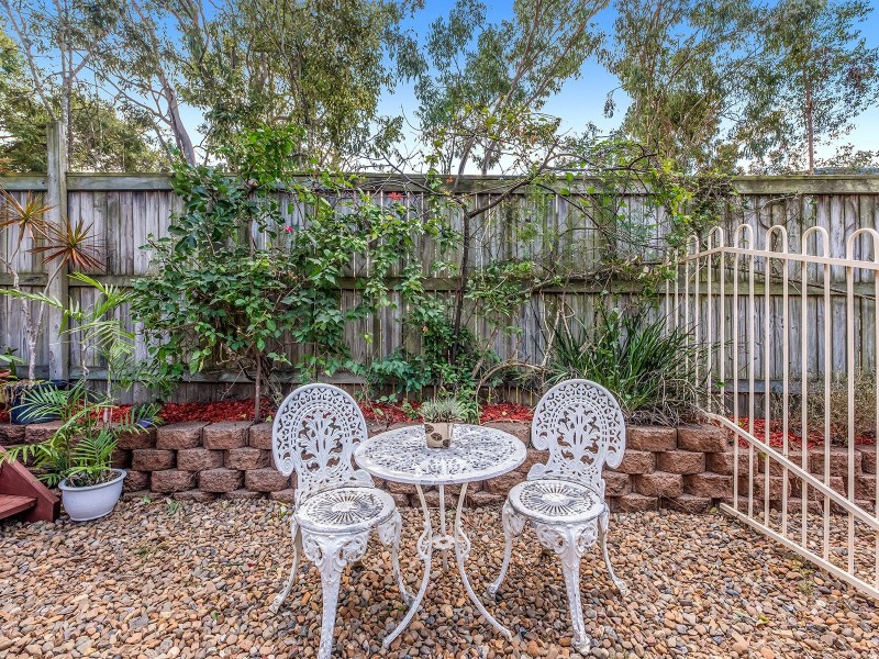 14 Chiswick Pl, Forest Lake QLD 4078