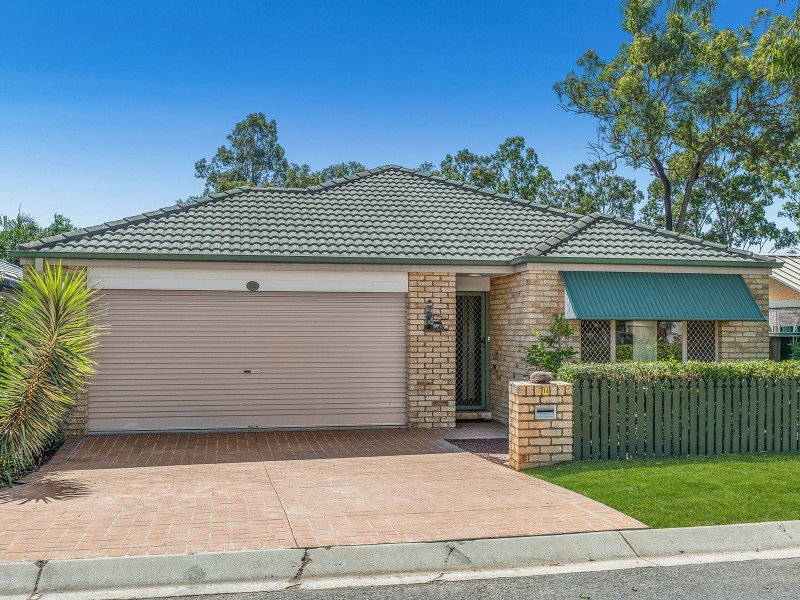 16 Columbus Place, Forest Lake QLD 4078