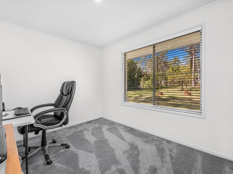 55 Poinciana Dr, Boronia Heights QLD 4124