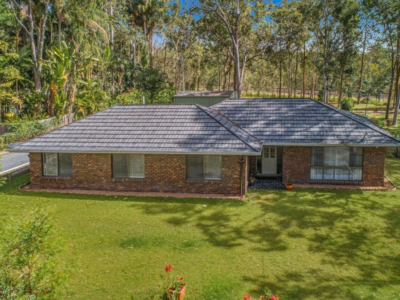 55 Poinciana Dr, Boronia Heights QLD 4124