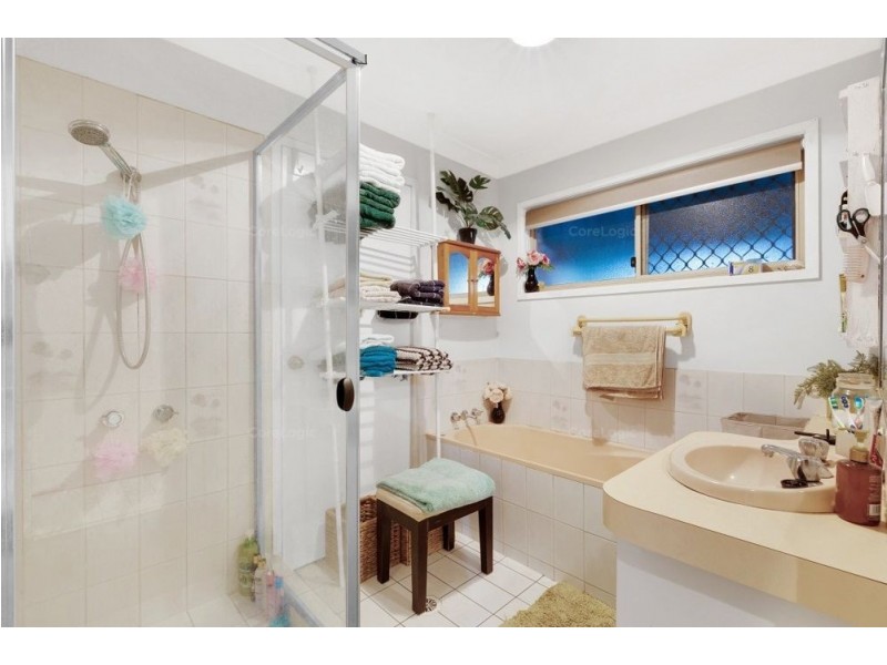 11 Colburn ct, Boronia Heights QLD 4124