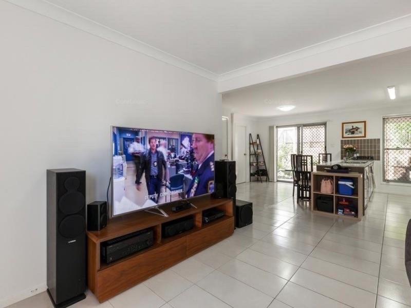 2/23-25 Blackwell Street, Hillcrest QLD 4118