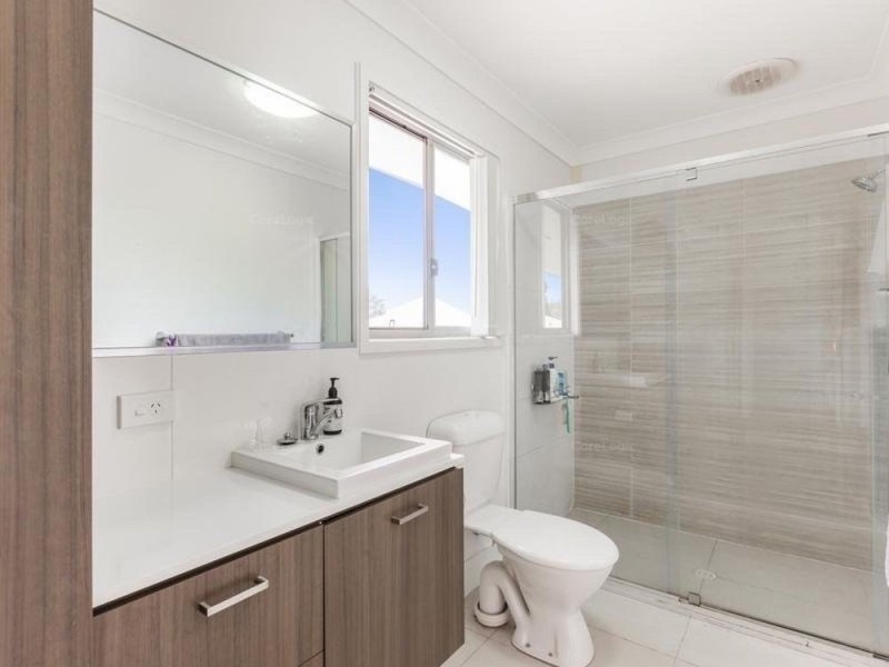 2/23-25 Blackwell Street, Hillcrest QLD 4118