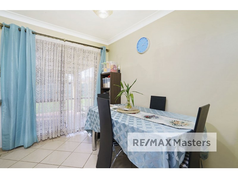 4 DOME ST, Eight Mile Plains QLD 4113