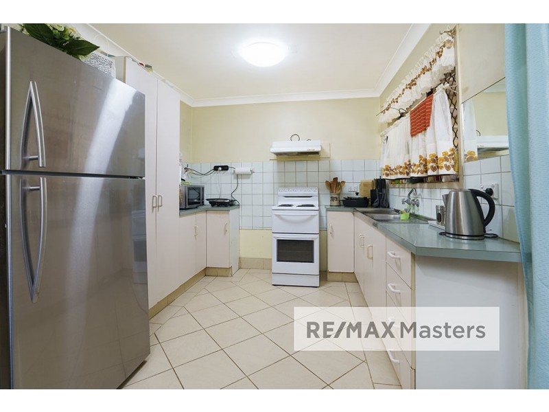 4 DOME ST, Eight Mile Plains QLD 4113