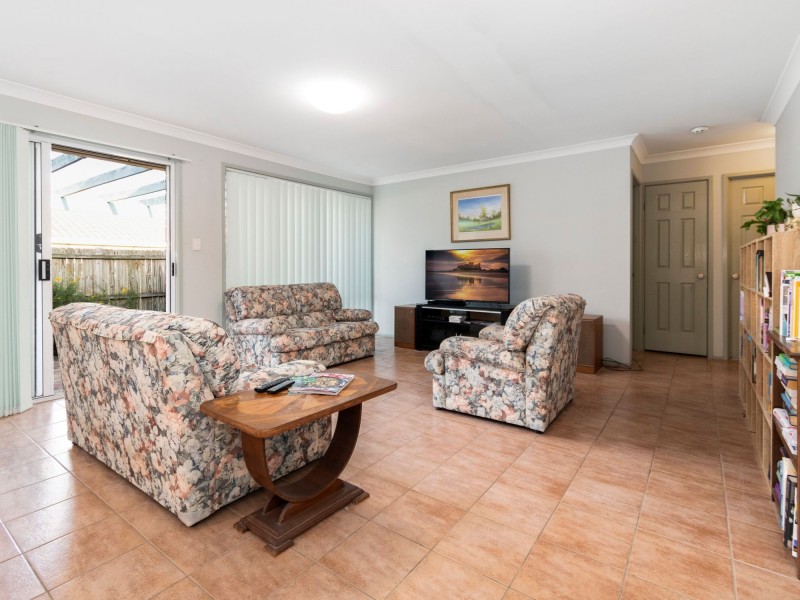 6 Augusta Crescent, Forest Lake QLD 4078