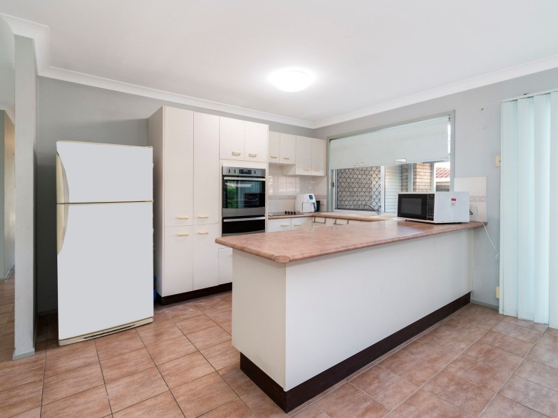 6 Augusta Crescent, Forest Lake QLD 4078