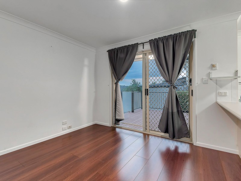 44 Sunflower Crescent, Calamvale QLD 4116