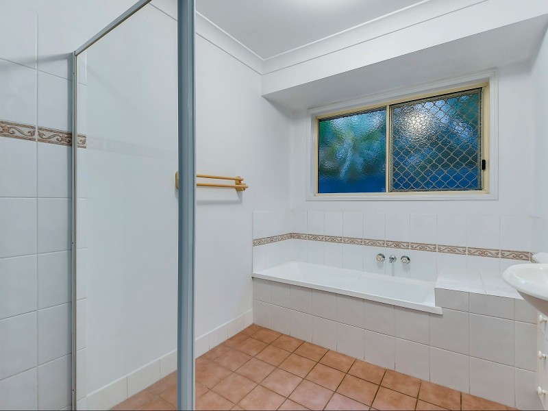 44 Sunflower Crescent, Calamvale QLD 4116