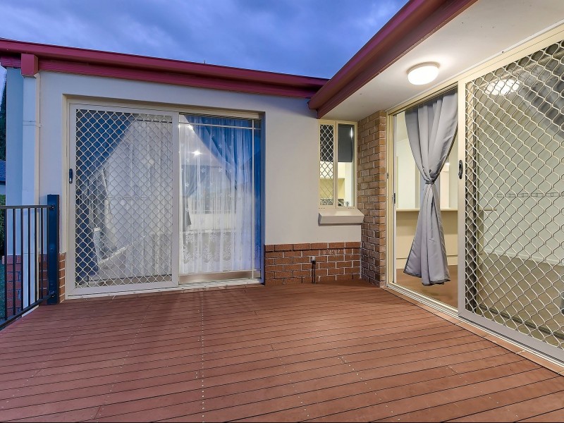 44 Sunflower Crescent, Calamvale QLD 4116