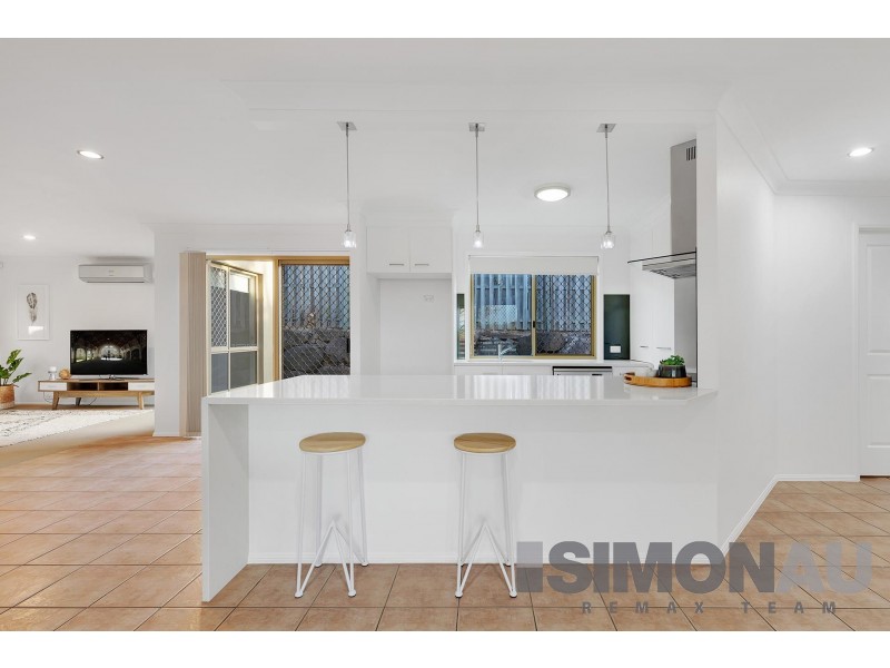 2 Angel Face Ct, Calamvale QLD 4116