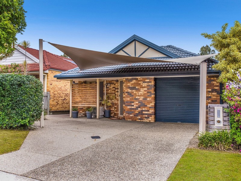 62 Clarendon Cct, Forest Lake QLD 4078