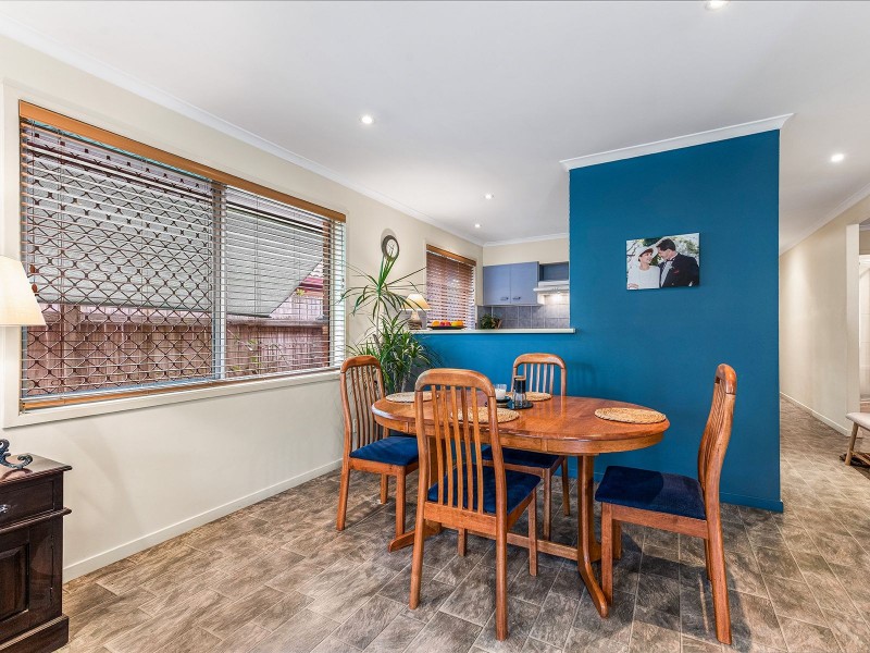 62 Clarendon Cct, Forest Lake QLD 4078