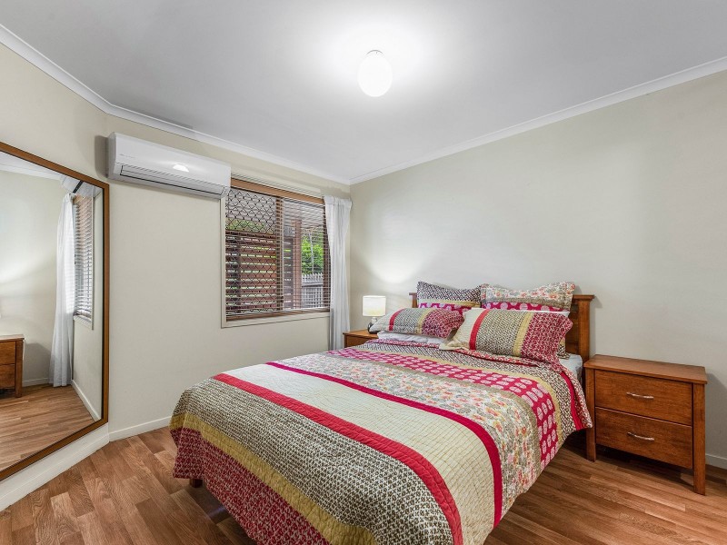 62 Clarendon Cct, Forest Lake QLD 4078
