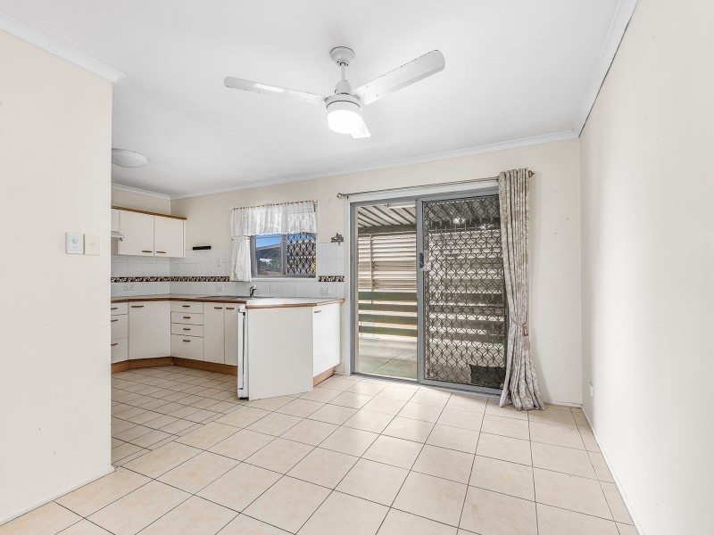 1 Caledenia St, Acacia Ridge QLD 4110