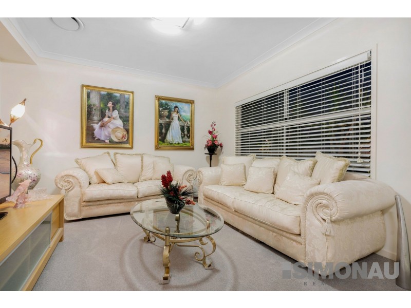 13 Dongola Street, Durack QLD 4077