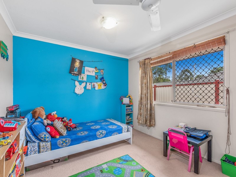 25 Harrision Cr, Forest Lake QLD 4078