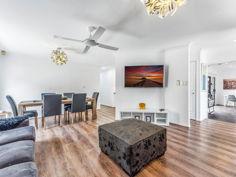 43 Clarendon Cct, Forest Lake QLD 4078