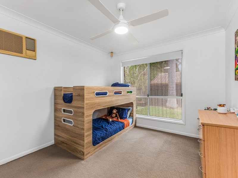 43 Clarendon Cct, Forest Lake QLD 4078