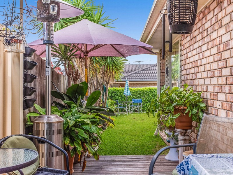 8 Bullen Cct, Forest Lake QLD 4078